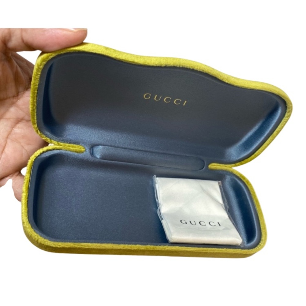 Gucci Green Lime Velvet Sunglass Case And Cleaning Cloth